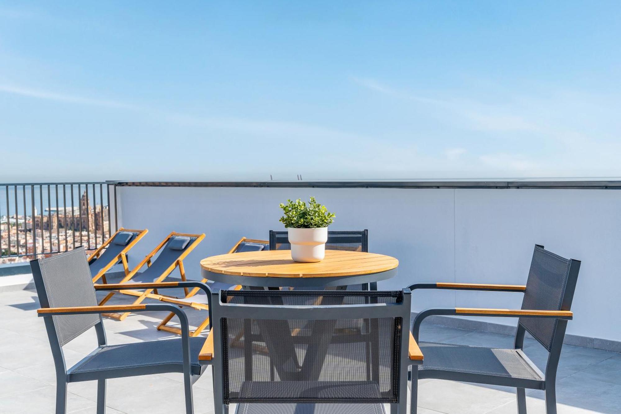 Malaga Tower View Apartment Luaran gambar
