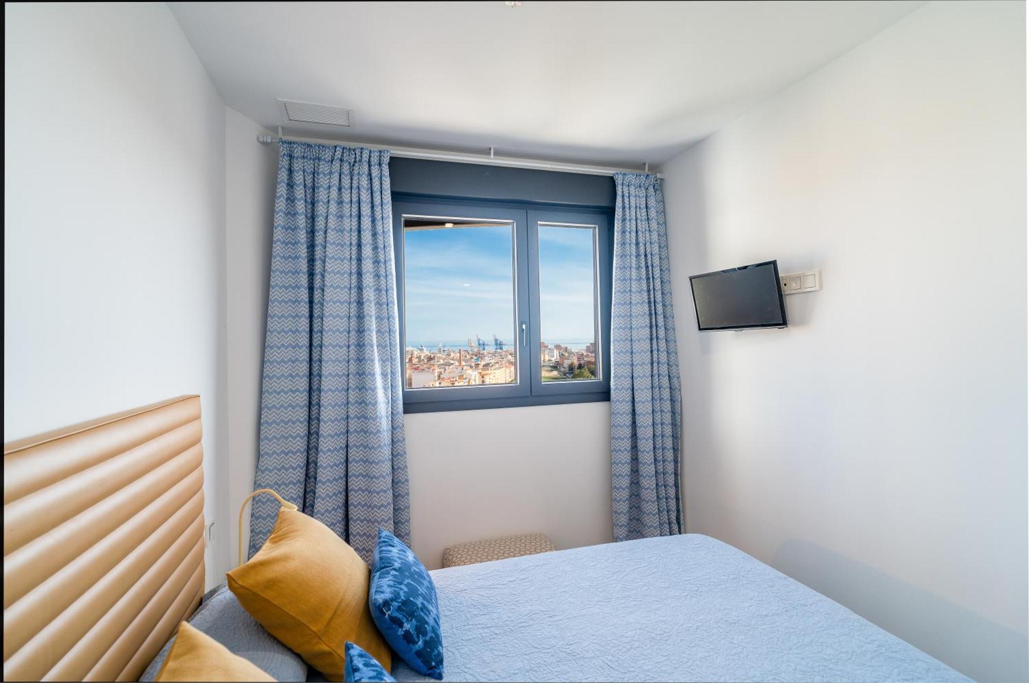 Malaga Tower View Apartment Luaran gambar