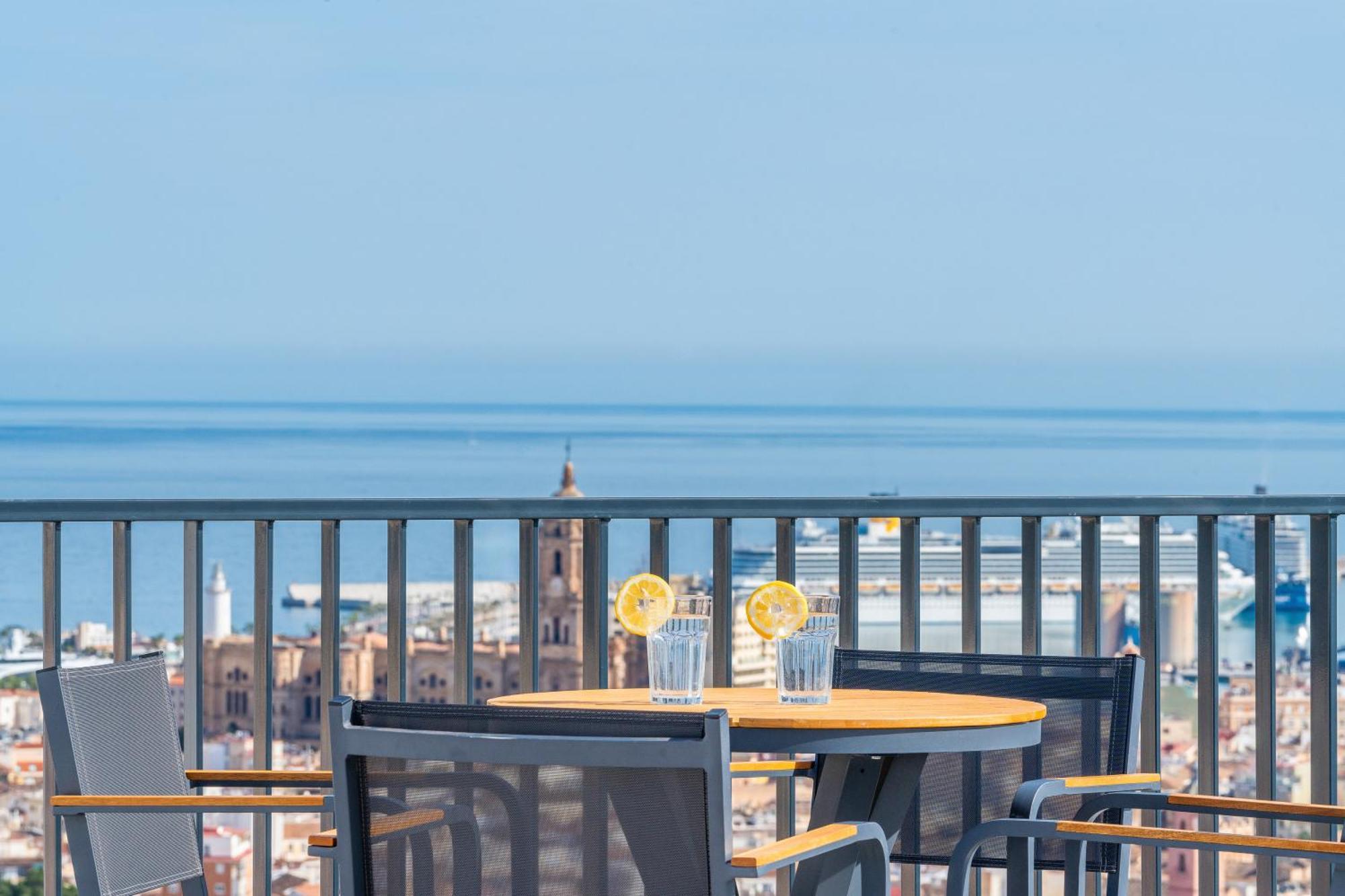 Malaga Tower View Apartment Luaran gambar